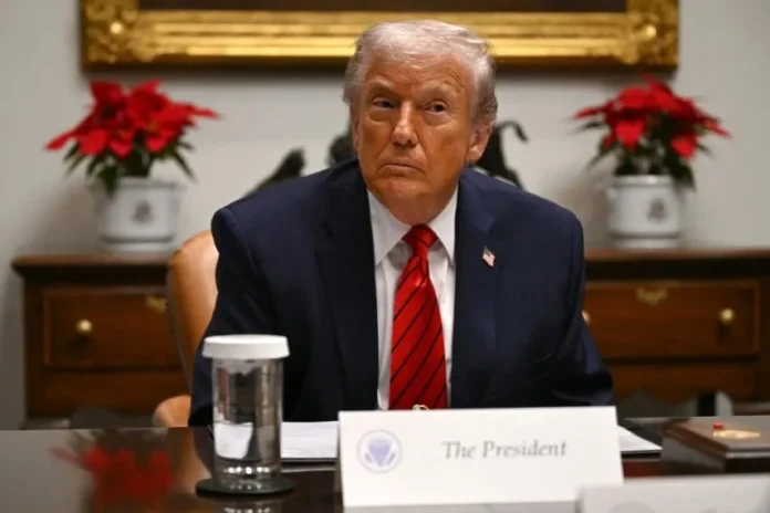 El presidente de EEUU, Donald Trump, durante una mesa redonda en la Sala Roosevelt de la Casa Blanca en Washington, D.C., el 10 de diciembre de 2025. ANDREW CABALLERO-REYNOLDS / AFP